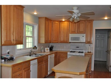 92 Ozzy Ln, White River Junction, VT 05001 - photo 6