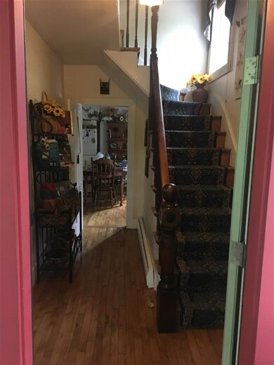 76 Spring St, Claremont, NH 03743 - photo 5