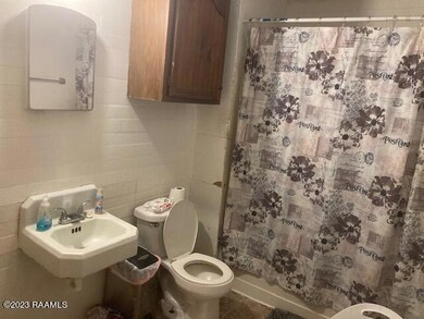 1370 W Vine Ave, Eunice, LA 70535 - photo 5