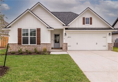 3476 Pointe Du Hoc Dr, Bryan, TX 77808 - photo 2