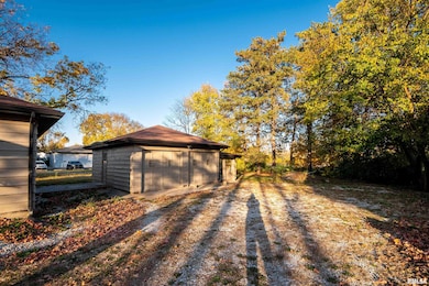 1426 N 4th St, Chillicothe, IL 61523 - photo 7