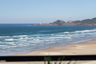 1125 NW Spring St unit A302, Newport, OR 97365 - photo 5