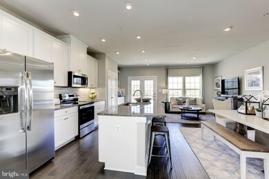 9906 Vista Pointe Dr unit 202C, Upper Marlboro, MD 20774 - photo 4