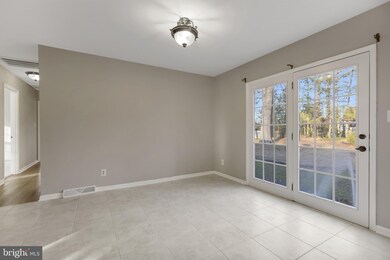 44173 Saint Andrews Ln, California, MD 20619 - photo 4