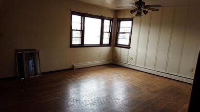 living room (1)<|><|>