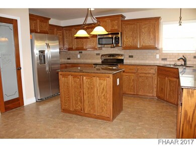 1119 Wren Cir, Copperas Cove, TX 76522 - photo 3