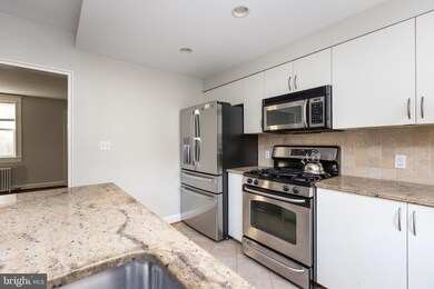 5203 Falls Rd unit 15, Baltimore, MD 21210 - photo 7