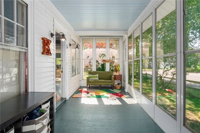 11 Glenwood Ave, Pawtucket, RI 02860 - photo 7