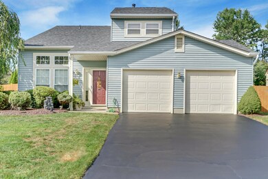 6 Hawk Ct Howell NJ 07731 USA-print-003-