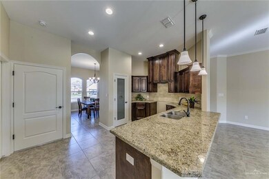 2204 Primrose Dr, Weslaco, TX 78596 - photo 4