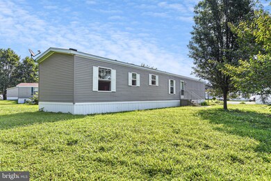 5 Camden Cir, Clayton, DE 19938 - photo 2