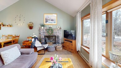 124 Rainbow Dr, Lackawaxen, PA 18435 - photo 7