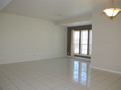 8634 Hot Springs Dr, Houston, TX 77095 - photo 6