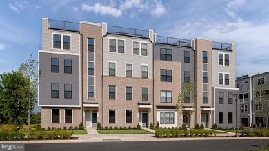 45235 Temple Bar Dr, Sterling, VA 20166 - photo 2