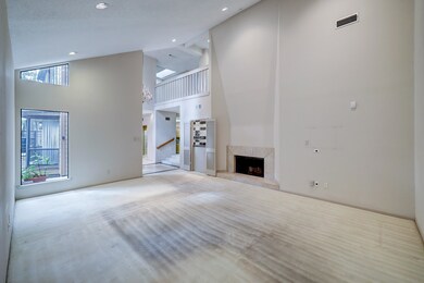 8919 Briar Forest Dr, Houston, TX 77024 - photo 5