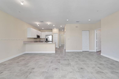 6420 NW 102nd Path unit 303, Doral, FL 33178 - photo 4
