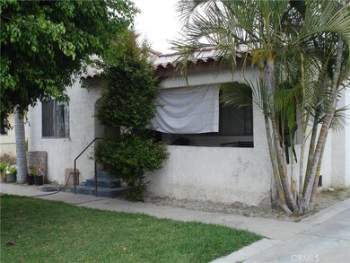 Front porch of front unit