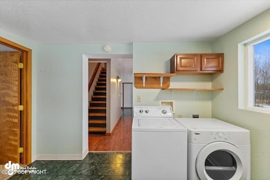 05-ENTRY-LAUNDRY_EOSL_IMG_2-6