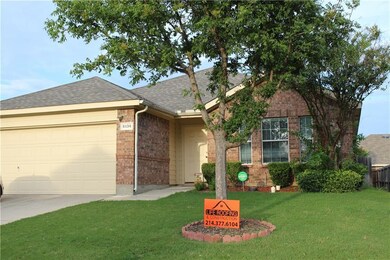 WOW !! NEW Roof Aug 2017, Wood and tile floors, Im