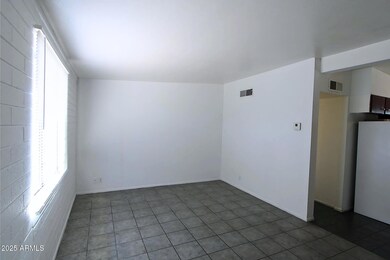 565 S Hobson unit 1, Mesa, AZ 85204 - photo 3