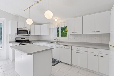 2571 Schaller Dr E, Saint Paul, MN 55119 - photo 7