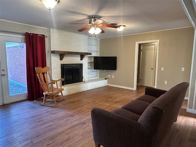 1608 Fisher St, Goldthwaite, TX 76844 - photo 5