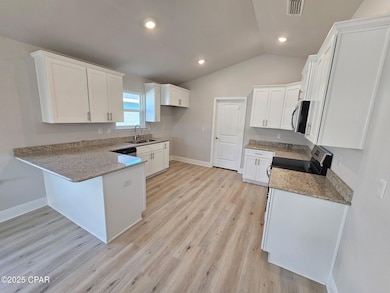 1005 Bayou St, Panama City, FL 32404 - photo 4