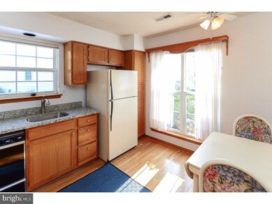 510 Violet Ct, Mount Laurel, NJ 08054 - photo 4