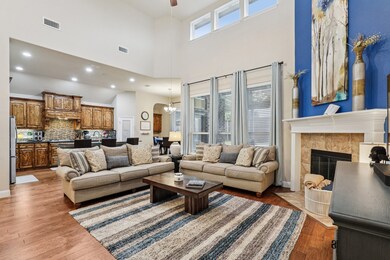 2217 Gulfstream Dr, Little Elm, TX 75068 - photo 4