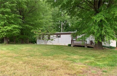 3661 Kemp Mill Rd, Asheboro, NC 27205 - photo 2