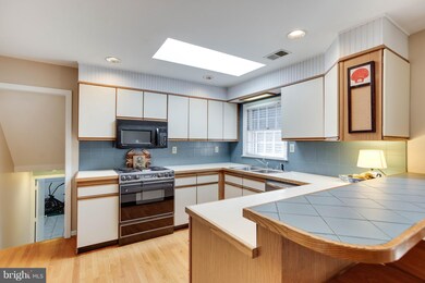 105 Sunset Dr, Annapolis, MD 21403 - photo 7