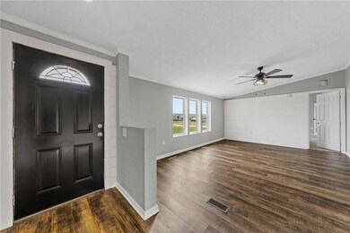 110 Valley View Ct, Troy, TX 76579 - photo 2