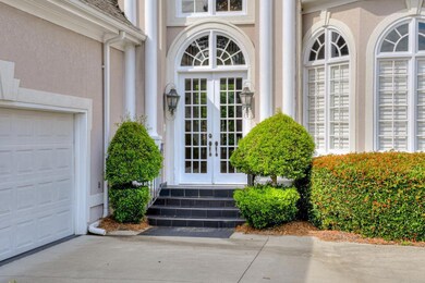 3683 Bay Point