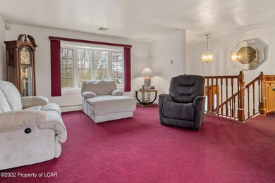 935 Seybert St, Hazleton, PA 18201 - photo 7