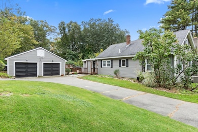 39 Pollard Rd, Plaistow, NH 03865 - photo 2