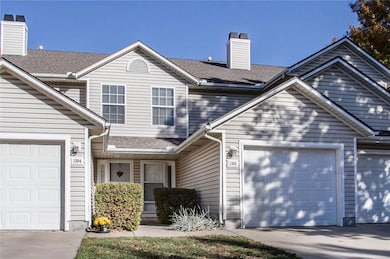 1302 SE Broadway Ct, Lees Summit, MO 64081 - photo 3