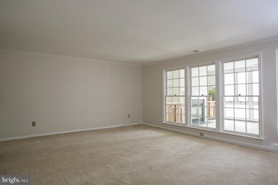 10703 Kings Riding Way unit 201, Rockville, MD 20852 - photo 3