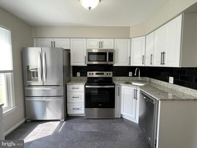 300H S 11th St, Purcellville, VA 20132 - photo 3