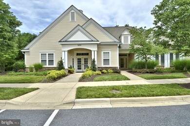 201 High Gables Dr unit 303, Gaithersburg, MD 20878 - photo 4