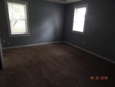 644 Maple Master Bedroom Pic