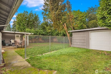 1015 F St SE, Auburn, WA 98002 - photo 4