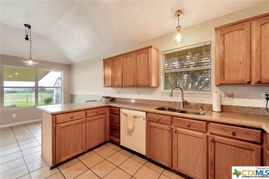 802 Barber Dr, Copperas Cove, TX 76522 - photo 3