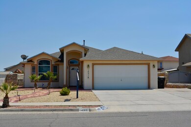 14316 Desert Sunset Dr, Horizon City, TX 79928 - photo 2