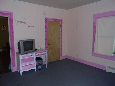 21 Roberts St, Sanford, ME 04073 - photo 2