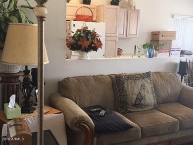 6590 living kitchen (2)