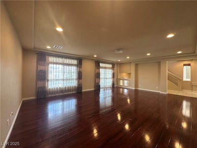 8125 Crimson Creek Ct, Las Vegas, NV 89139 - photo 5