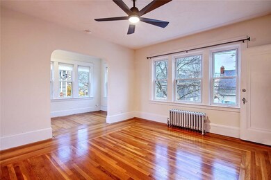 127 Evergreen St unit 2, Providence, RI 02906 - photo 5