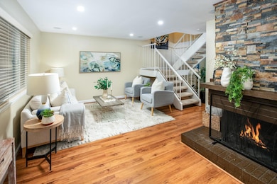 1492 Aurelian Ln, San Jose, CA 95126 - photo 4