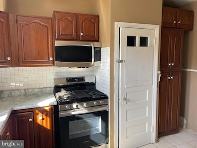 3244 Knorr St, Philadelphia, PA 19149 - photo 2