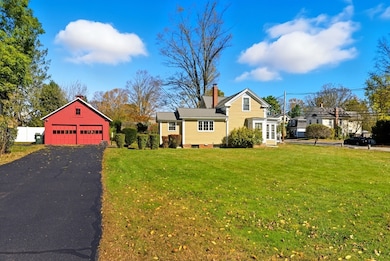 37 Central St, West Brookfield, MA 01585 - photo 3